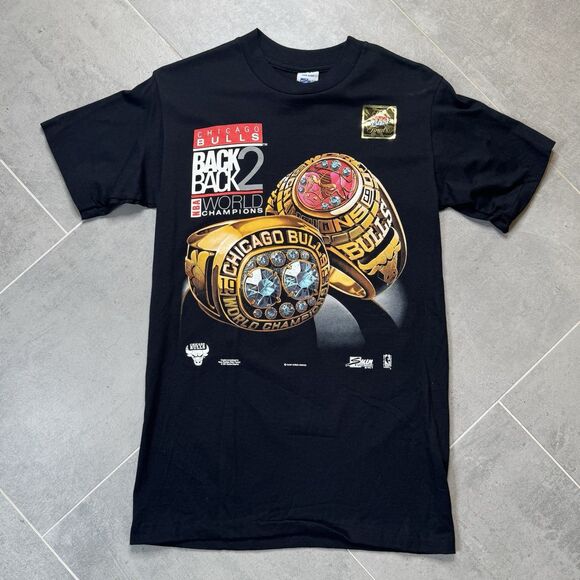Vintage 1992 Chicago Bulls Back 2 Back Champions T-Shirt Small NWT USA - Picture 1 of 10